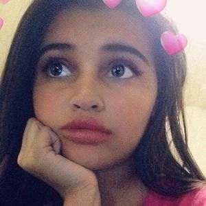 Meet your Posher, Carla